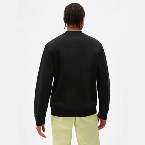 Dickies Loretto-sweatshirten i sort med rund hals, en afslappet pasform og et rent, cool look