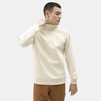 Hold dig varm i ægte Dickies-stil med en lækker beige trøje med lynlås i halsen. Waggaman Premium Quarter Zip-sweatshirt'en har ribbet manchetter og forneden.