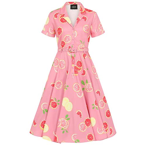 Collectif Caterina Swing er en klassisk skjortekjole, her i en flot pink med grapefrugter på