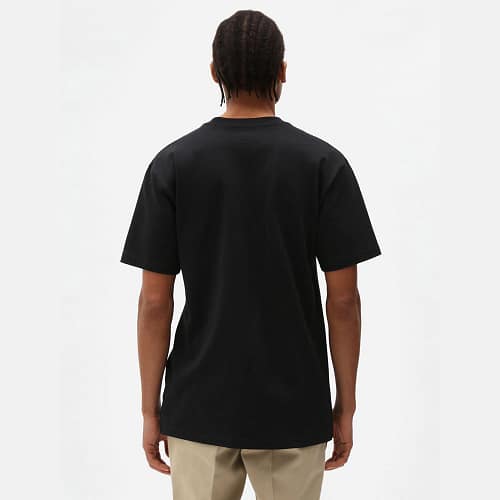 Dickies Loretto T-shirt Black er en klassisk t-shirt med rund hals og Dickies logobroderi på brystet