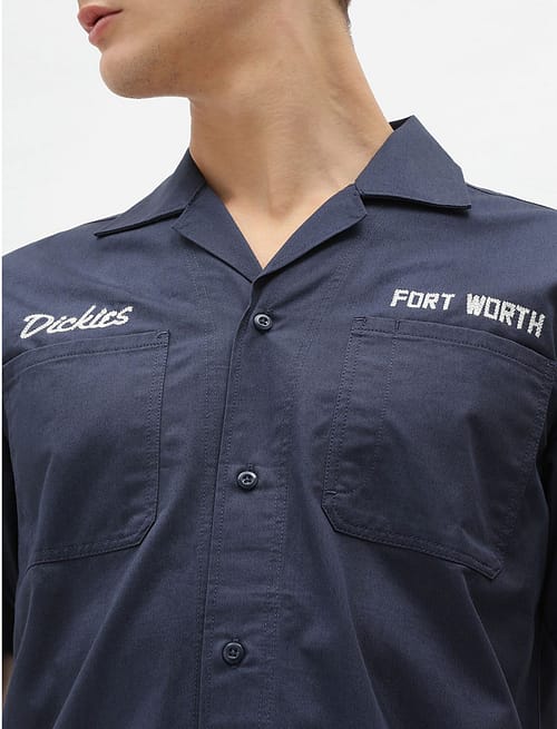 Dickies Halma Sweatshirt Navy med kontrast sømme Dickies logo borderet på brystet og stort broderi Dickies og tiger på ryggen
