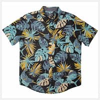 Lækker let Hawaiiskjorte fra Salty Crew i bomuld. Flot sort med palmeblade i blå og gule nuancer