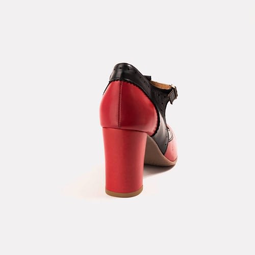 Vidunderlig rød og sort Ada Pinup t-rem sko