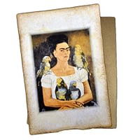 Den ikoniske kvinde Frida Kahlo med papegøjer