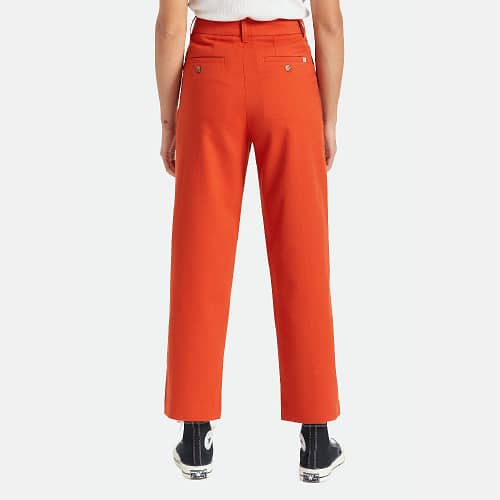 Retro bukserne fra Brixton i en flot brændt orange er spækket med vintage-stil