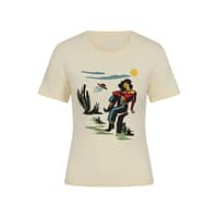 Rodeo Dancer t-shirten har et autentisk vibe af 1950’erne. Den har et fantastisk print tryk af en sød cowgirl der tager et hvil